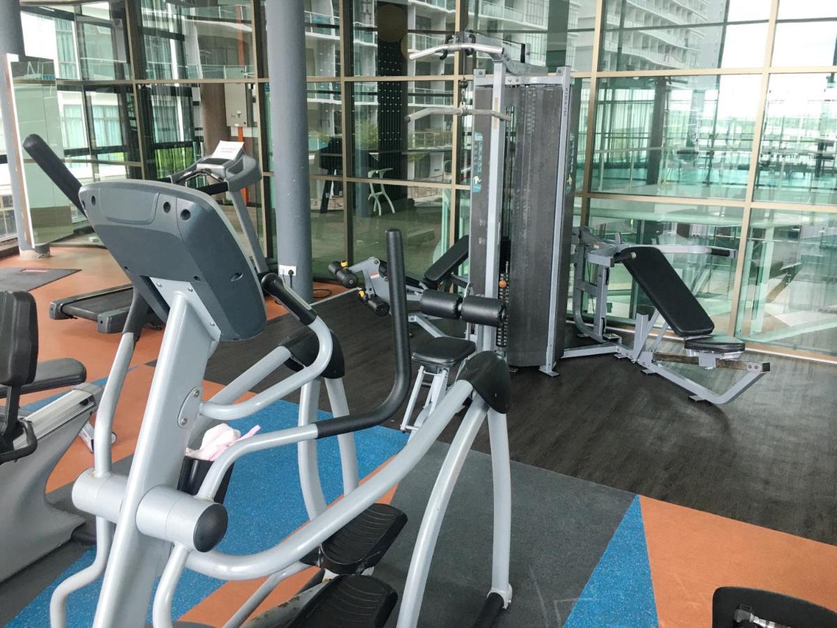 Palazio Serviced Apartment In Mount Austin Near Aeon Ikea Toppen Hsi Джохор-Бару Экстерьер фото