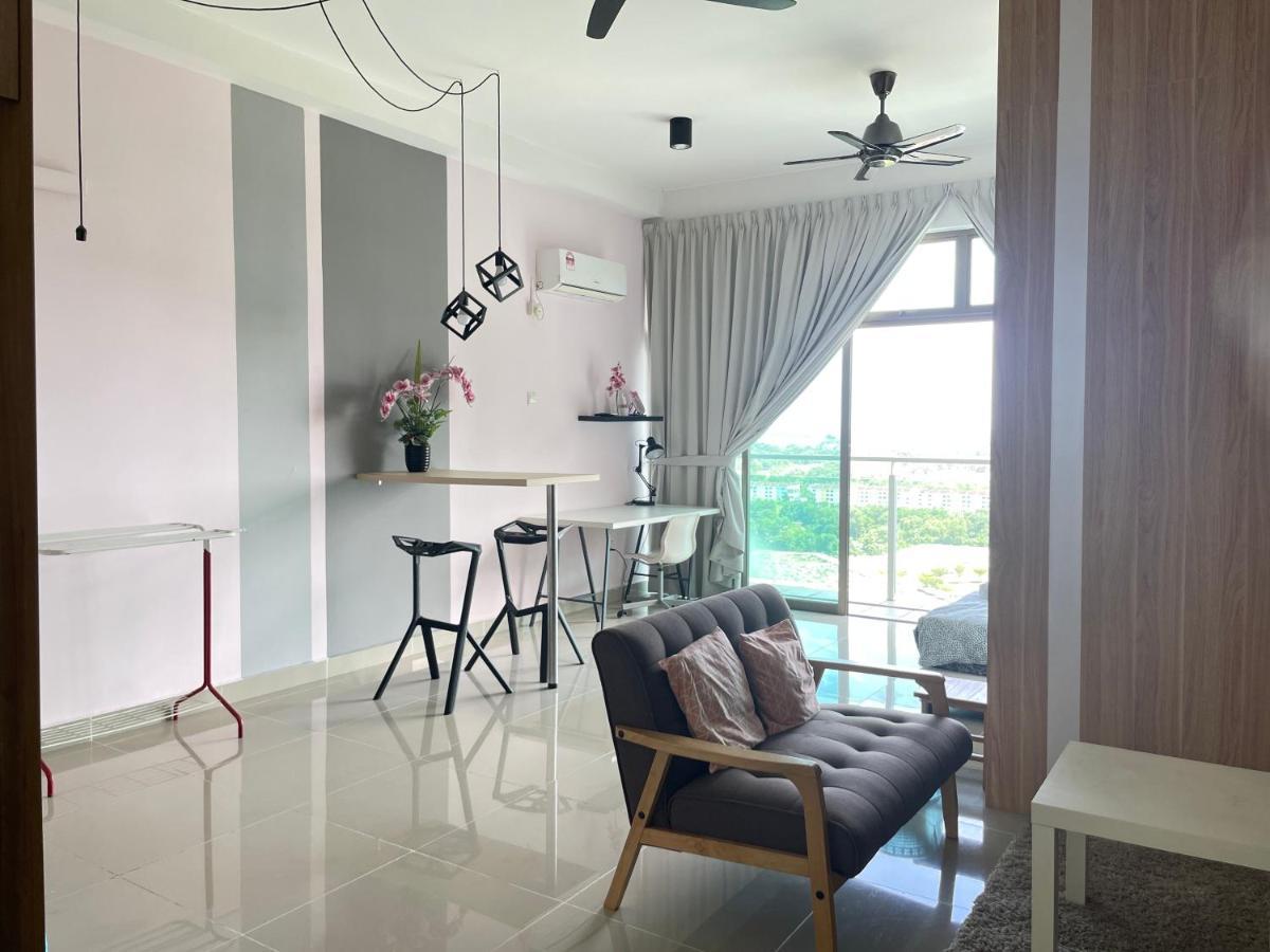 Palazio Serviced Apartment In Mount Austin Near Aeon Ikea Toppen Hsi Джохор-Бару Экстерьер фото