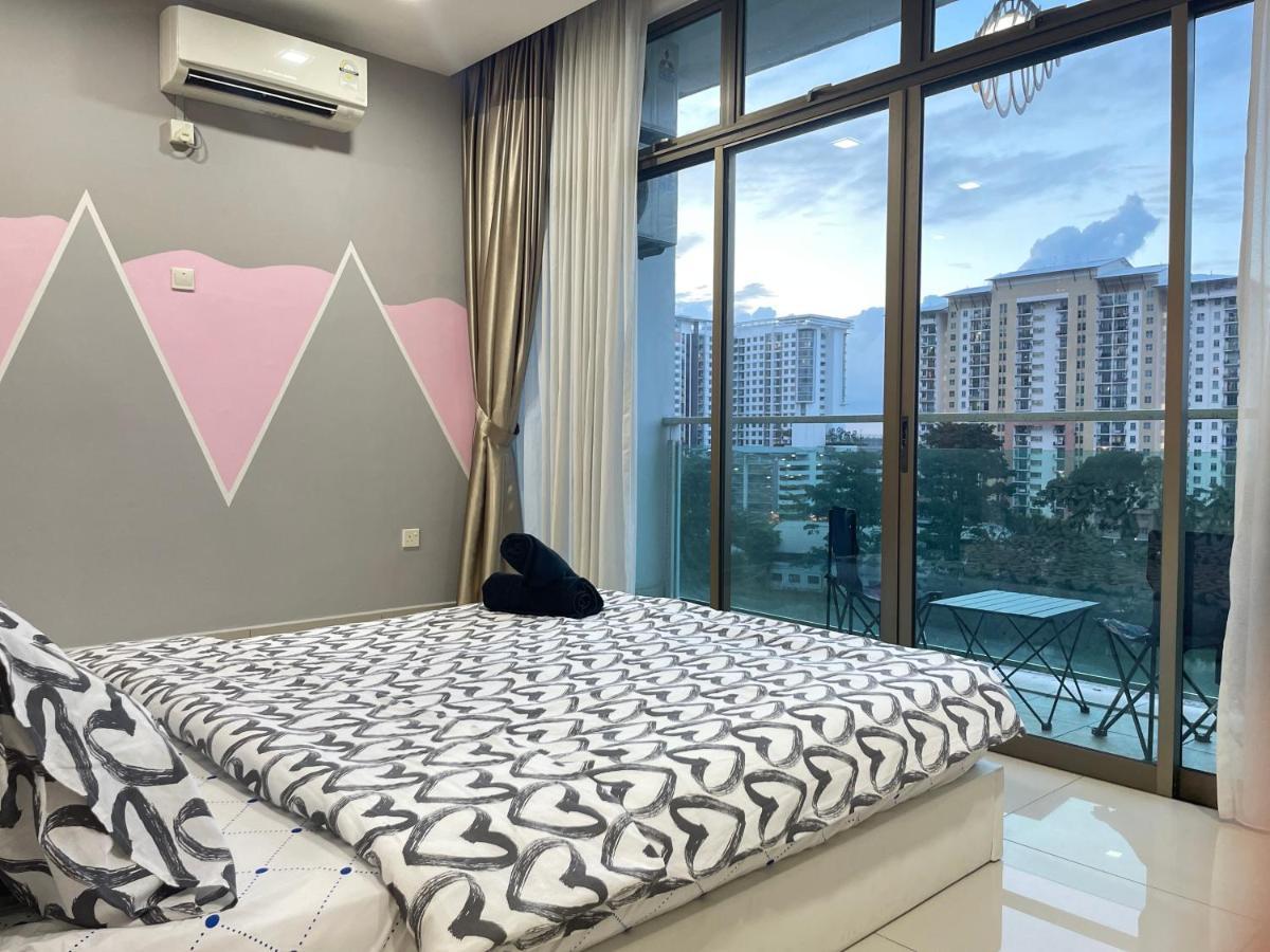 Palazio Serviced Apartment In Mount Austin Near Aeon Ikea Toppen Hsi Джохор-Бару Экстерьер фото