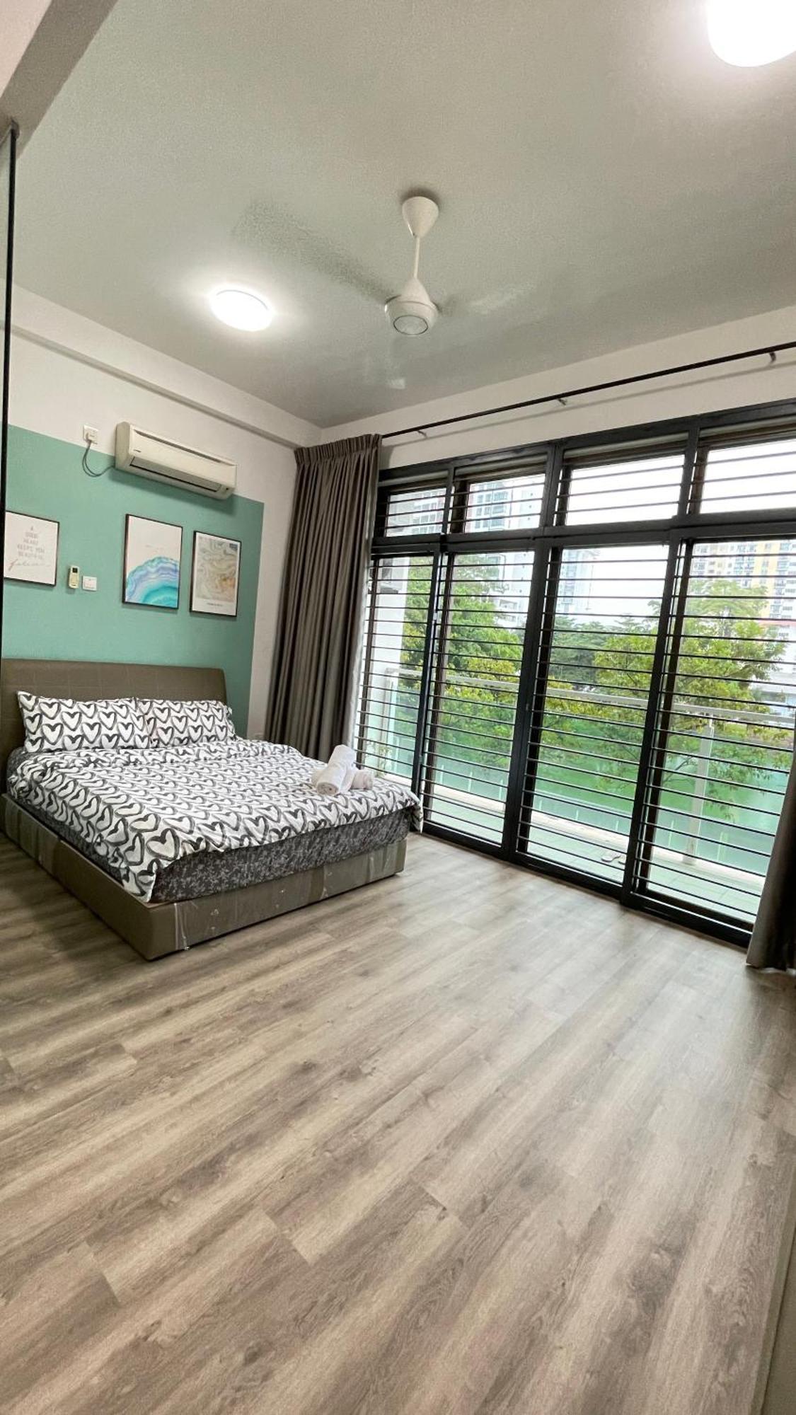 Palazio Serviced Apartment In Mount Austin Near Aeon Ikea Toppen Hsi Джохор-Бару Экстерьер фото