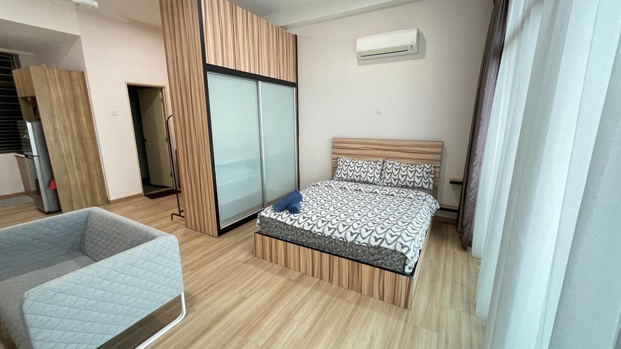 Palazio Serviced Apartment In Mount Austin Near Aeon Ikea Toppen Hsi Джохор-Бару Экстерьер фото