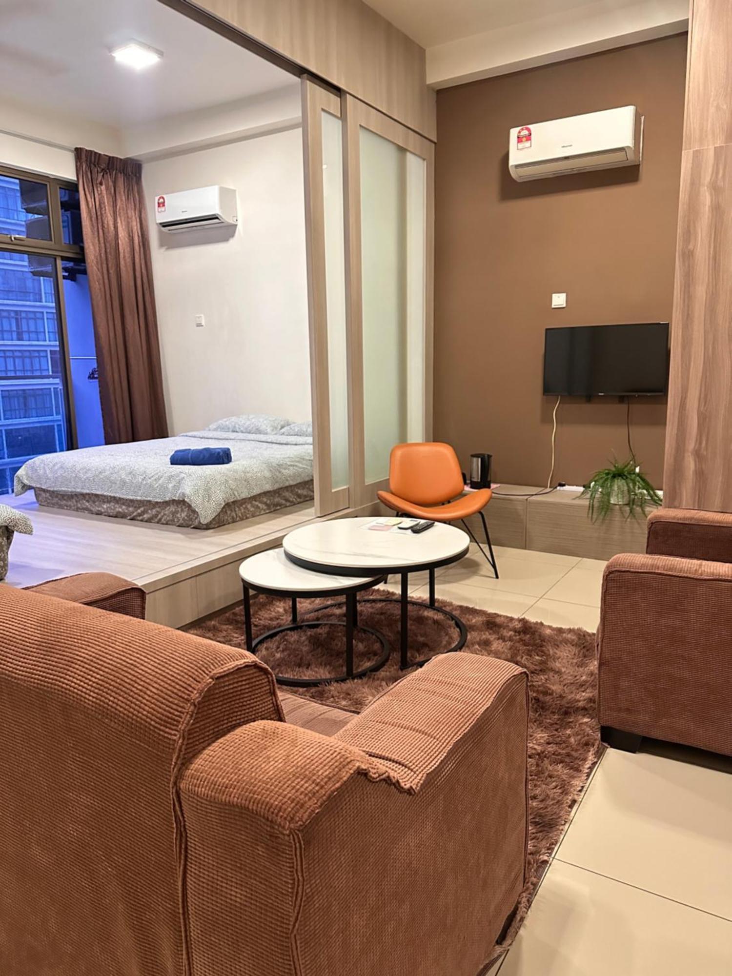 Palazio Serviced Apartment In Mount Austin Near Aeon Ikea Toppen Hsi Джохор-Бару Экстерьер фото
